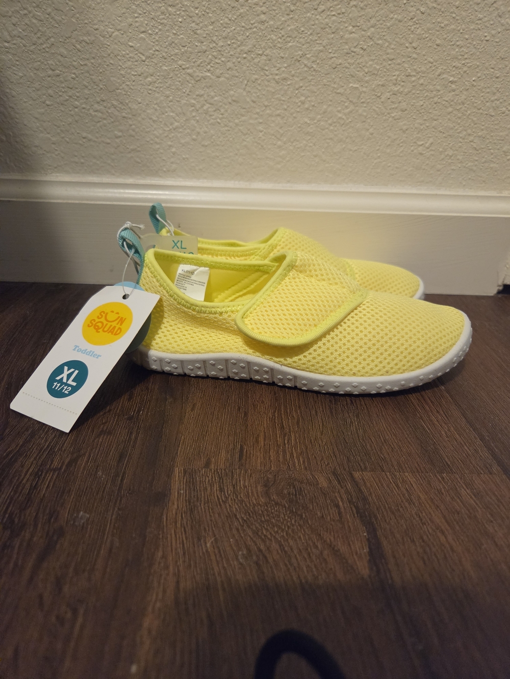 Sun Squad Toddler Yellow Mesh Water Shoes Size XL 11/12